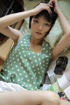 八重神子去内奖励旅小女孩